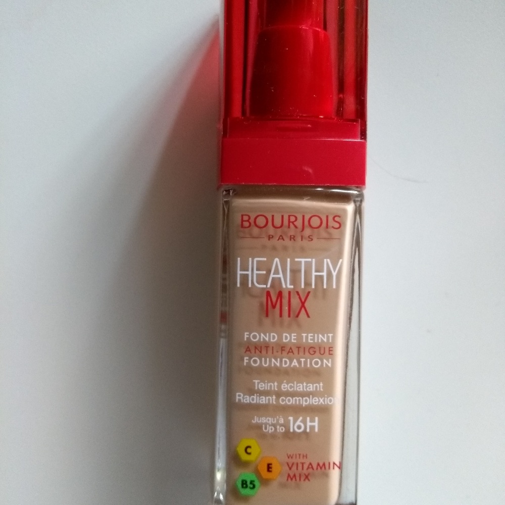 NEW Bourjois Foundation Radiant Cmplxn 56 Lt Bronz